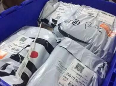 中铁快运联手顺丰