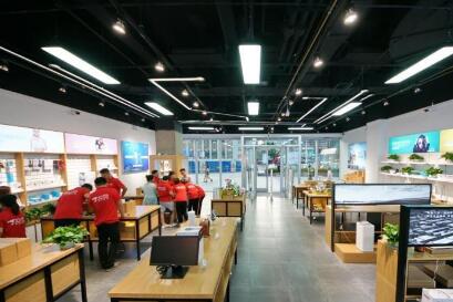 京东手机加速线下布局，年内开3000家专卖店