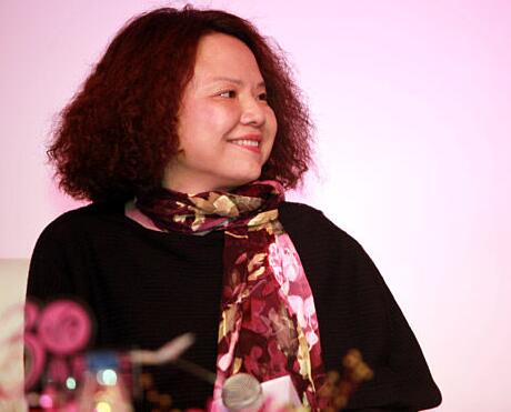 何巧女