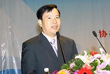 冯小华