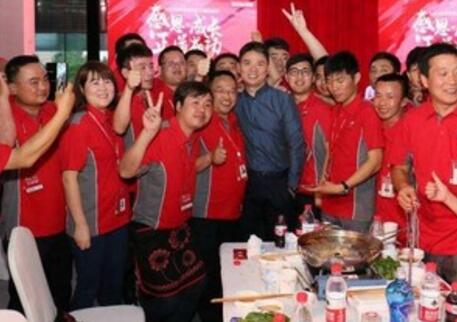 刘强东家宴豪言