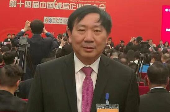 宝塔山漆董事长李松财