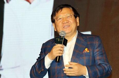 徐小平