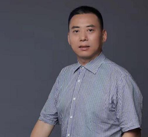 朱小浦