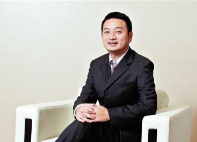 梁建章