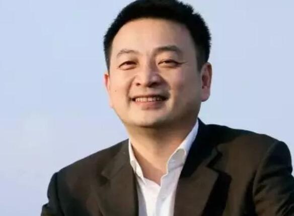 梁建章