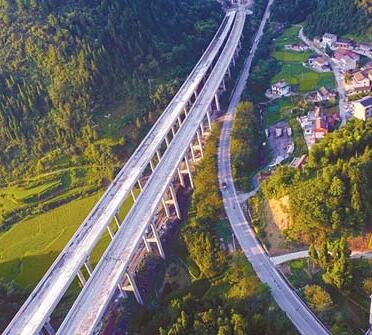 湖南省龙山至桑植高速公路建设项目