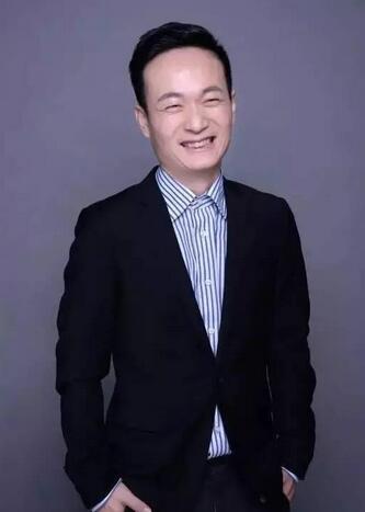 蒋海鹏.
