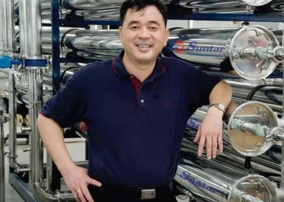 蓝伟光