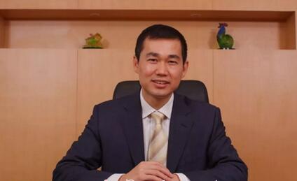 蔡东青