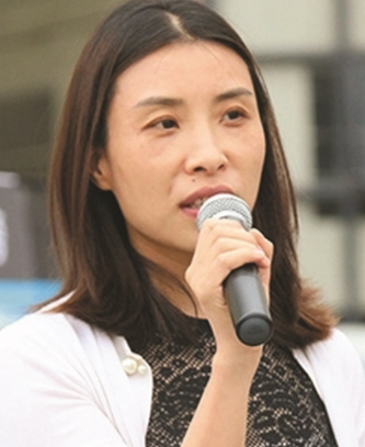 陈小英
