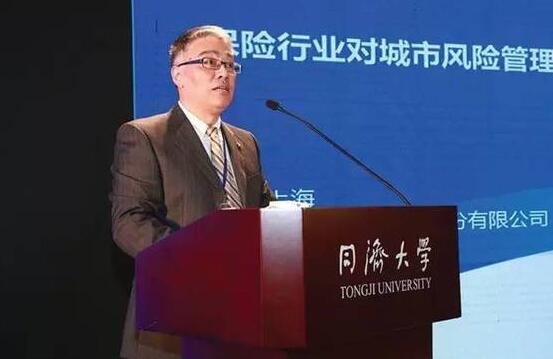 顾越获评2017胡润中国新金融行业年度风云人物