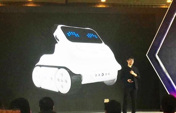 Makeblock发布编程机器人“程小奔”