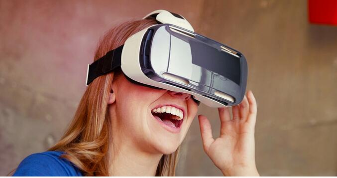 VR